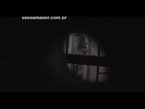 ❤️ Blondie dirakam video secara rahsia oleh intip kawasan kejiranan yang tersembunyi di sebalik batu bata kosong ☑ Lucah dubur pada kami ms.amourpassionfever.ru ️❤